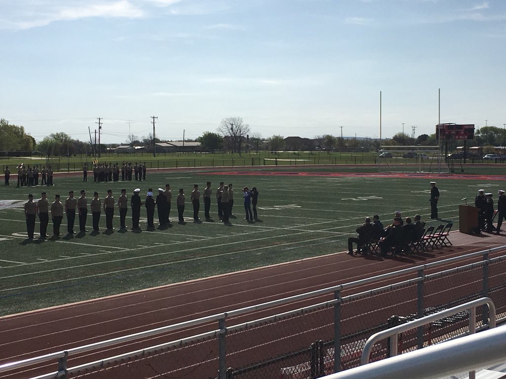 EastViewHS's tweet photo. We have greatly enjoyed the @LibertyBoosters annual military inspection this morning and are super proud of our students in this program. #beliEVe https://t.co/arJXlAMuKG