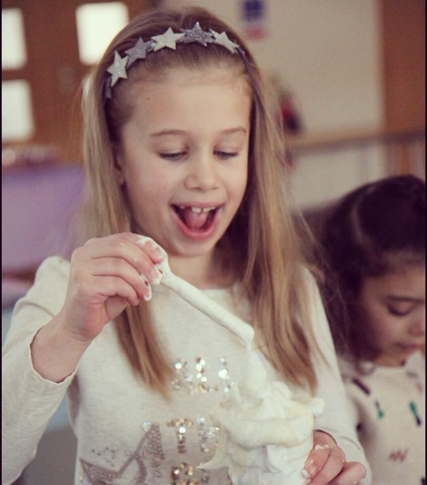 SparkleEventsGS's tweet photo. Who doesn’t love fluffy slime? #slime #children #Cambridge #peterbrough #essex #kids #party #sparkleeventsandparties #sparkle #slimeparty #themedparty #unicorn #superhero #fairy #pirate #bestparties #childrensparties https://t.co/1N1DrW7oMk