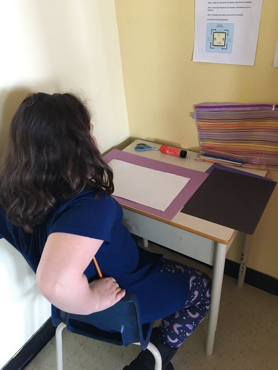 ChantalUlicny's tweet image. Noun Town is in the works! Their creations are looking great! #grammarfun