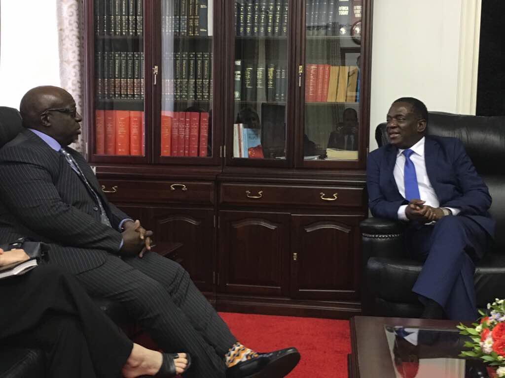 harrykthomasjr1's tweet image. Farewell call on H.E. President Mnangagwa - confident that bilateral relations are on a better footing @usembassyharare