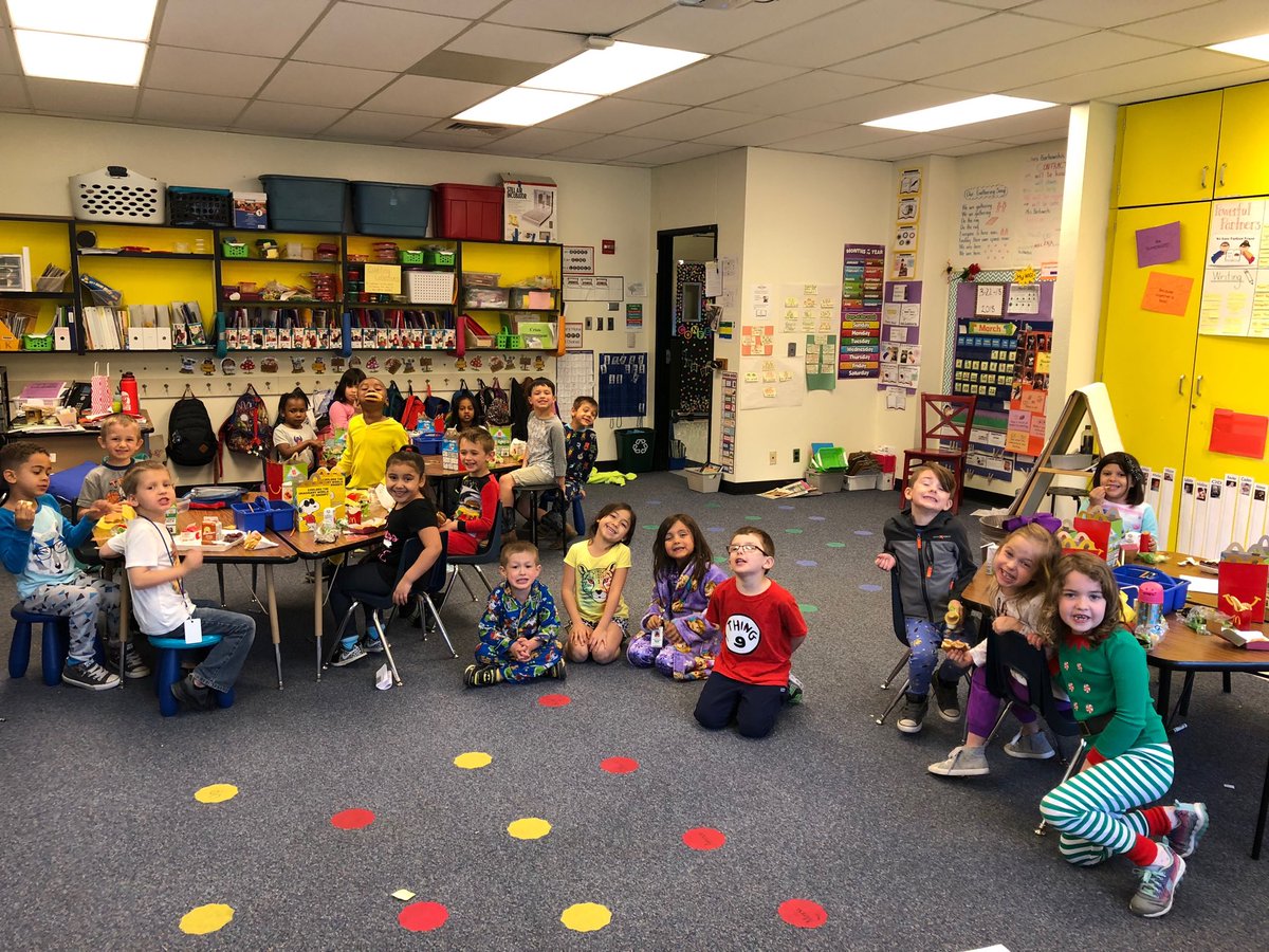 BorksBraves's tweet photo. Sharpening our saw after working hard on our Spring Break Challenge!!#EveryoneLovesPJDay https://t.co/HhTVtwasQv