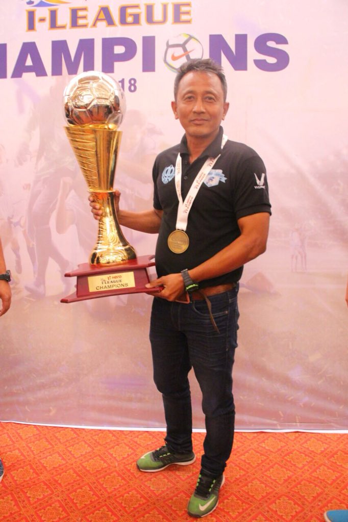 minervapunjabfc's tweet photo. 👏🏽📸 Cheers to the most memorable evening in the history of our club where boys got hold of all that they deserved 🏆⚽️ (1/3)

We missed @Che7cho &amp; Kiran Chemjong who couldn’t make it due to National Duty. 

#chakdephatte #IndianFootball https://t.co/s7sQGzRlzT