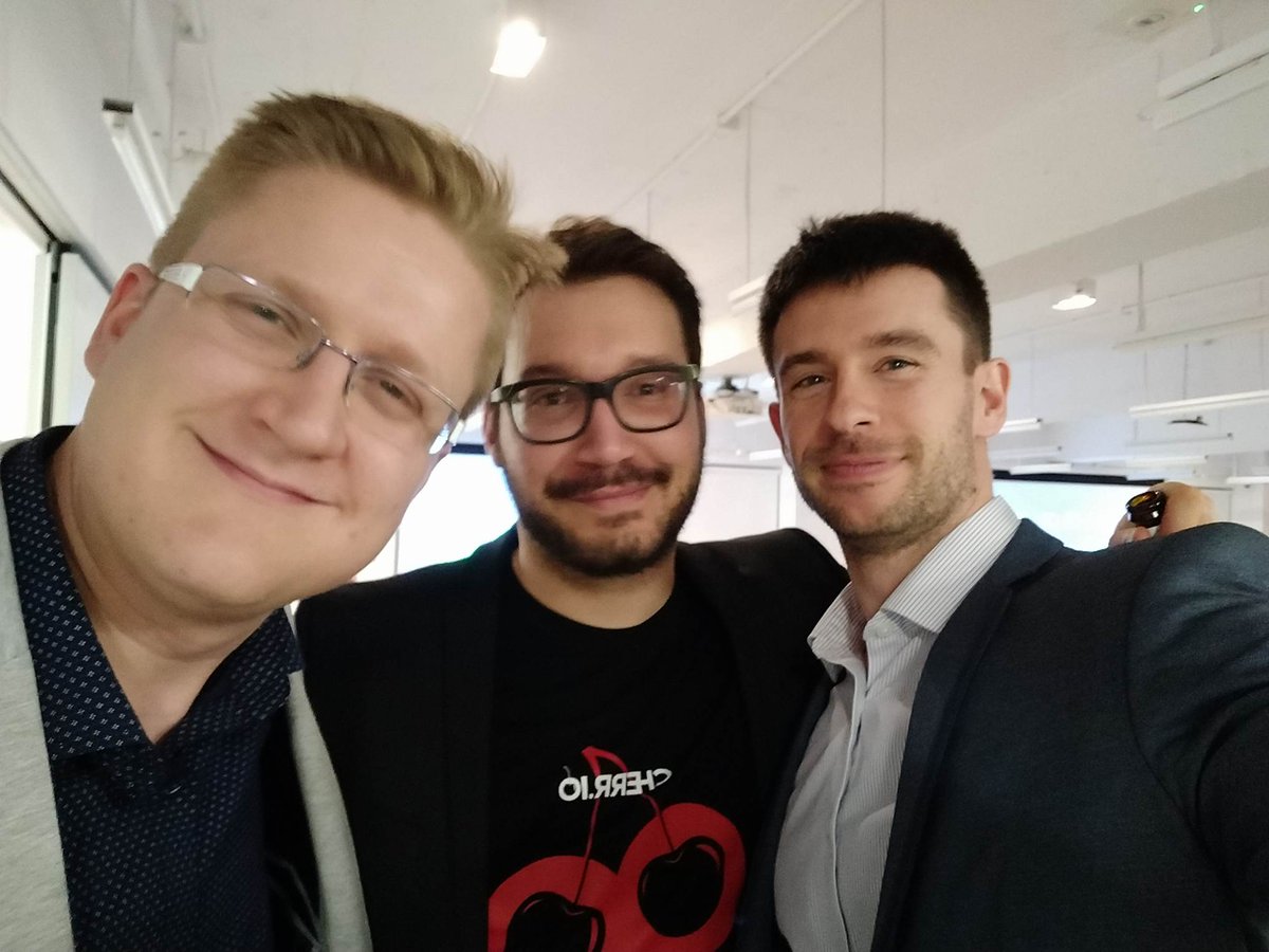 0xcert's tweet photo. 🚀 Big thank you to all who came to the #EuroBlockShow today! You were a wonderful crowd! 💙 #HongKong has been amazing! 🔥 0xcert out! 🚀 #roadshow #0xcert https://t.co/70D1zTOiJy