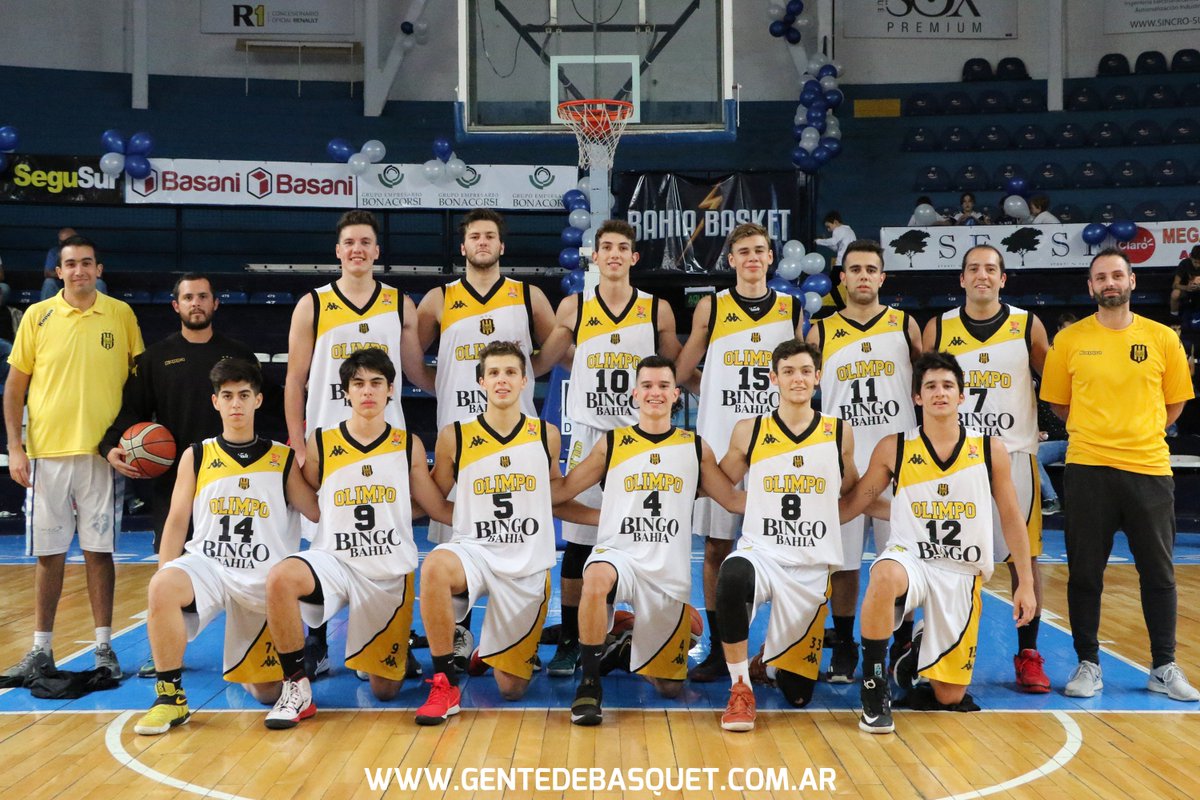 GenteDeBasquet's tweet photo. #Primera Pineda y @LeoAlemany lideraron el goleo de @CEstudiantes_BB, que festejó su centenario venciendo a @Olimpo_Oficial en el inicio del torneo: https://t.co/nvU5LlNWtk, por @gsepulveda35. https://t.co/g4HjqIeU07
