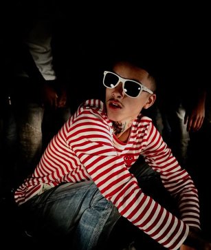 ShowtimeLA818's tweet photo. 16 year-old rapper {@iambrygreatah} making a lot of noise this year. Check out the buzzing Philly native's new video for his single, 'Choosin', here: https://t.co/IU3fTk6UD1
#BryGreatah #ShowtimeLA https://t.co/r5YKEjB23T