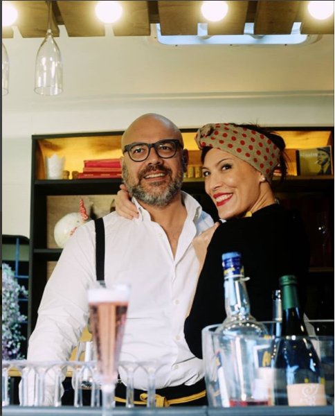 Vino al Vino - La storia dell'enoteca itinerante foodmakers.it/vino-al-vino-l…