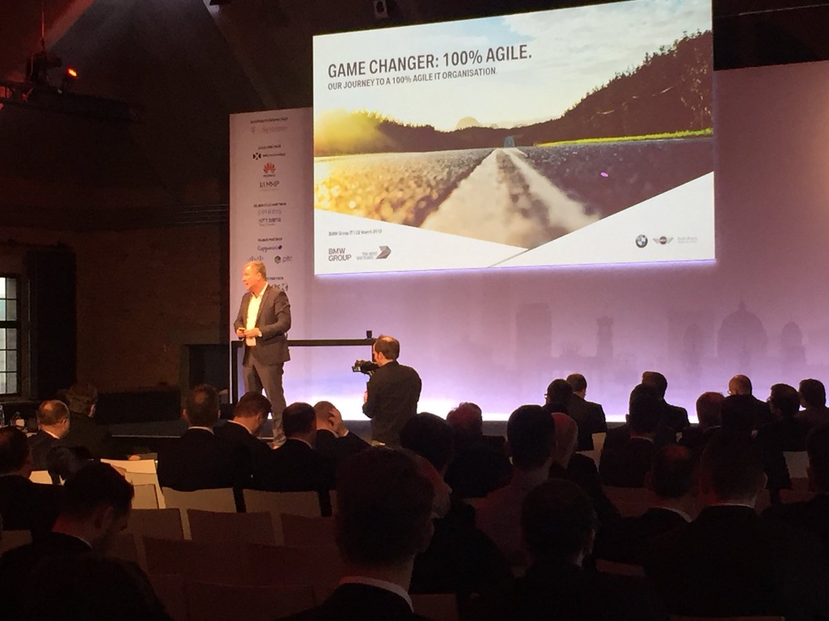 HerbieConnected's tweet photo. 100% agile - Abschlussvortrag automotiveIT Kongress von @BMW #CIO Klaus Straub #classroom10 in #Berlin https://t.co/EPS0V8oRVv