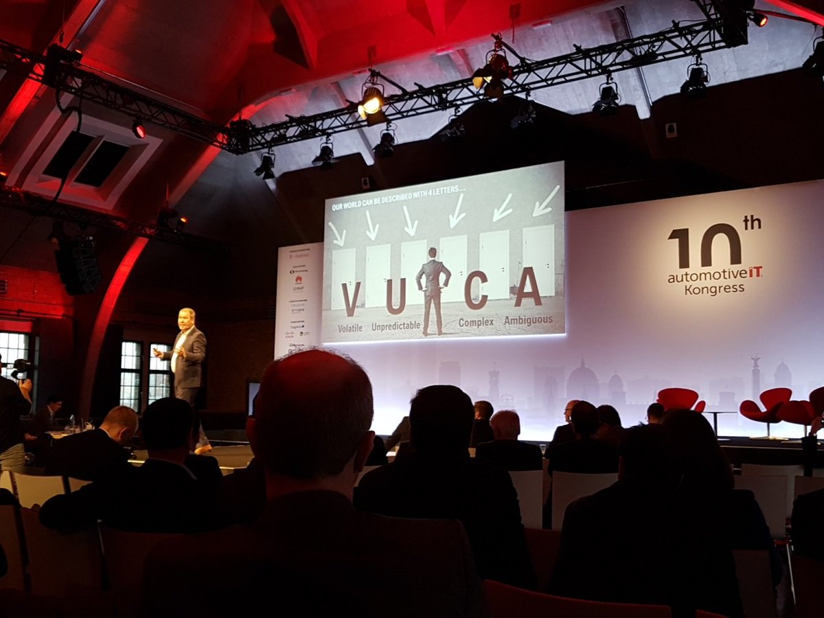 jdettling's tweet photo. Final presentation at #classroom10 #automotiveIT congress by CIO @BMW propagating agile #DigitalTransformation - great confirmation of @DXCTechnology @DXCdach automotive strategy https://t.co/tE5Lw7s1zk