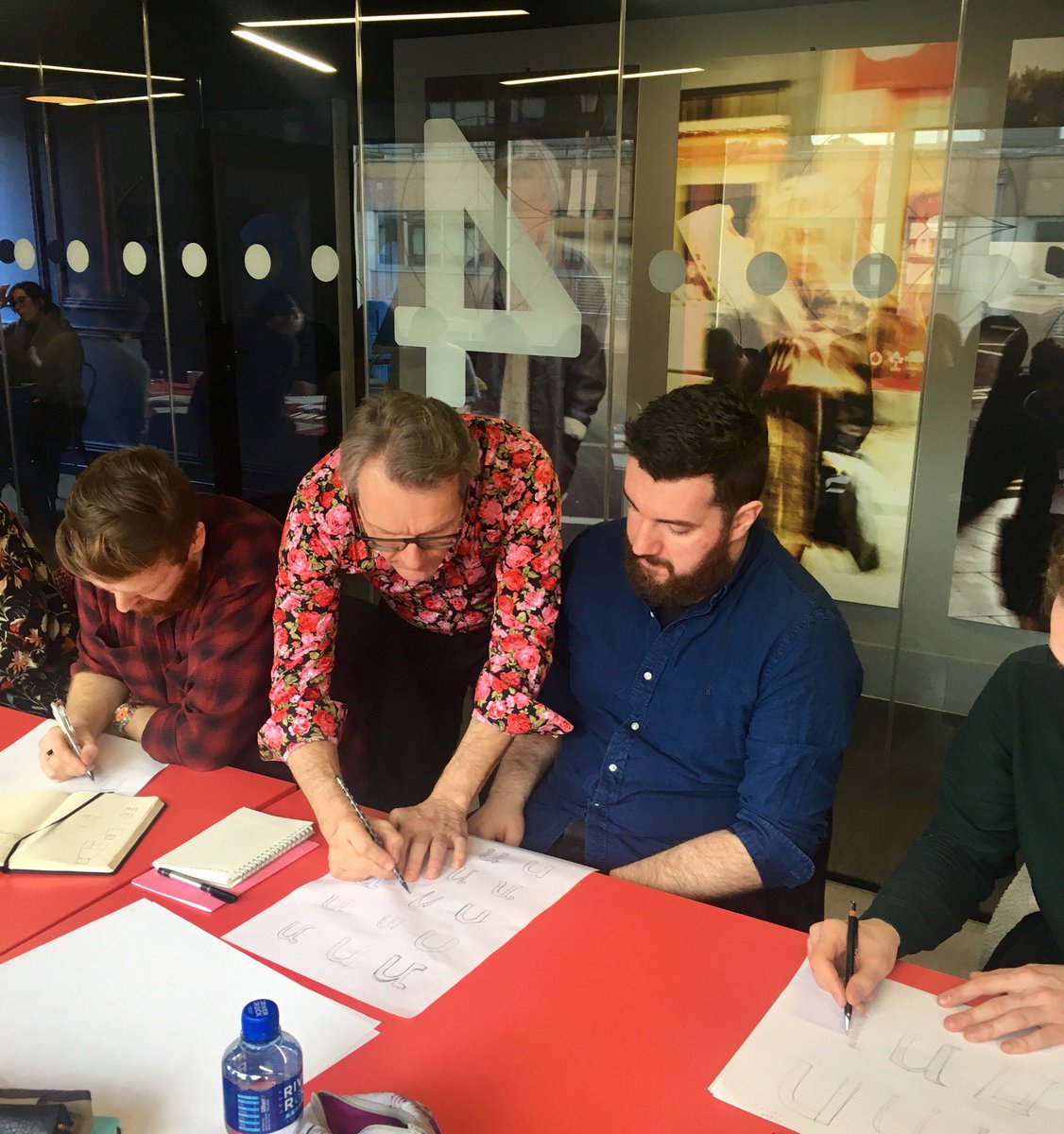 weloveoffset's tweet photo. LETS DRAW!! Masters of type @bruno_maag and @lui_pal helping #OFFSITE attendees design typeface #OffsetDUB https://t.co/jsC85tbkuP