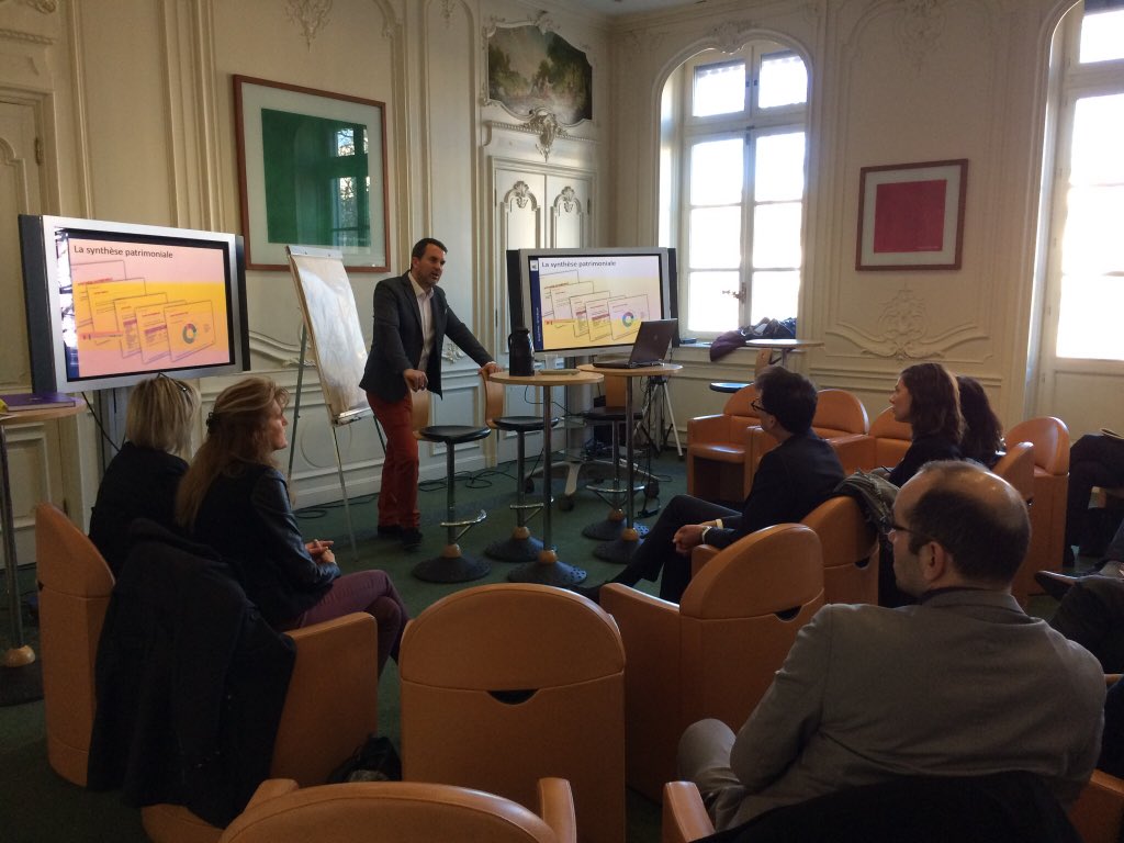 Mymymyms9's tweet photo. Journée enrichissante EA Oxygène merci à nos intervenants :Banque privée @laurent_lamy Pôle immobilier @DusolleT @Square_habitat le marketing @CaroleTisseur #ensemble #performance #echanges #convivialité #cacentrest #immobilier #satisfactionclient @aurelmarais @NathalieCHARLES https://t.co/CT5fv2Q0XK