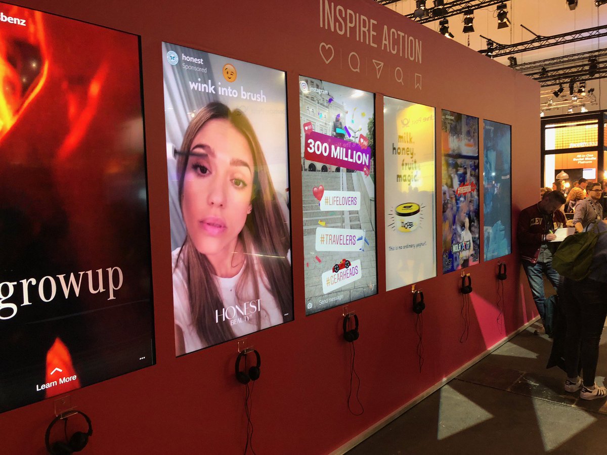 livereach's tweet photo. #OMR18 whoop whoop hier ist was los! #influencermarketing, #ki, #automation und natürlich unser Lieblingsthema #ugcmarketing - schaut heute und morgen noch bei uns am Stand B12 vorbei und wir schauen uns Euren Use Case ganz genau an! https://t.co/8VT5DD9pMb