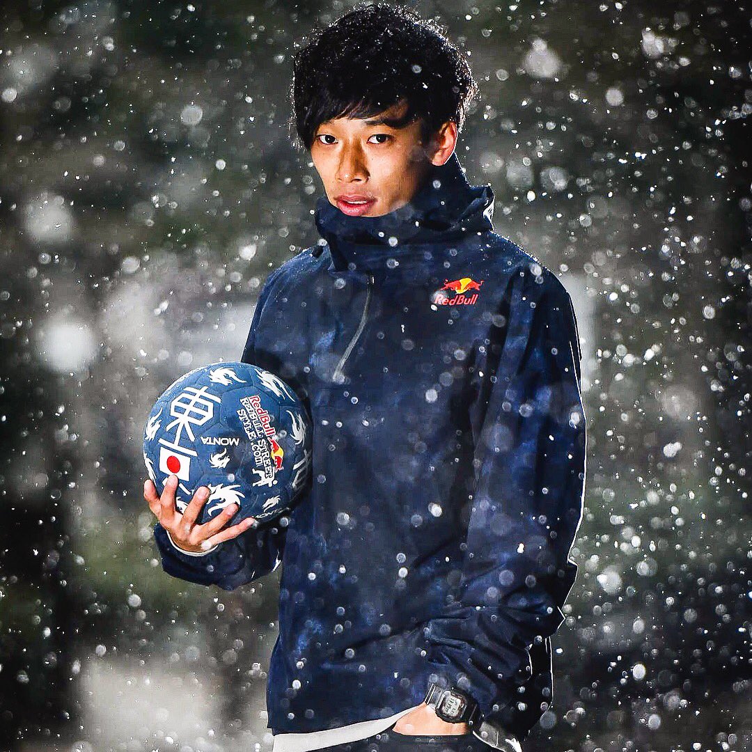 TokuraFreestyle's tweet photo. Winter is back❄️🔜🌸
#redbull #skullcandy #g_shock https://t.co/l5s4dGTeF7