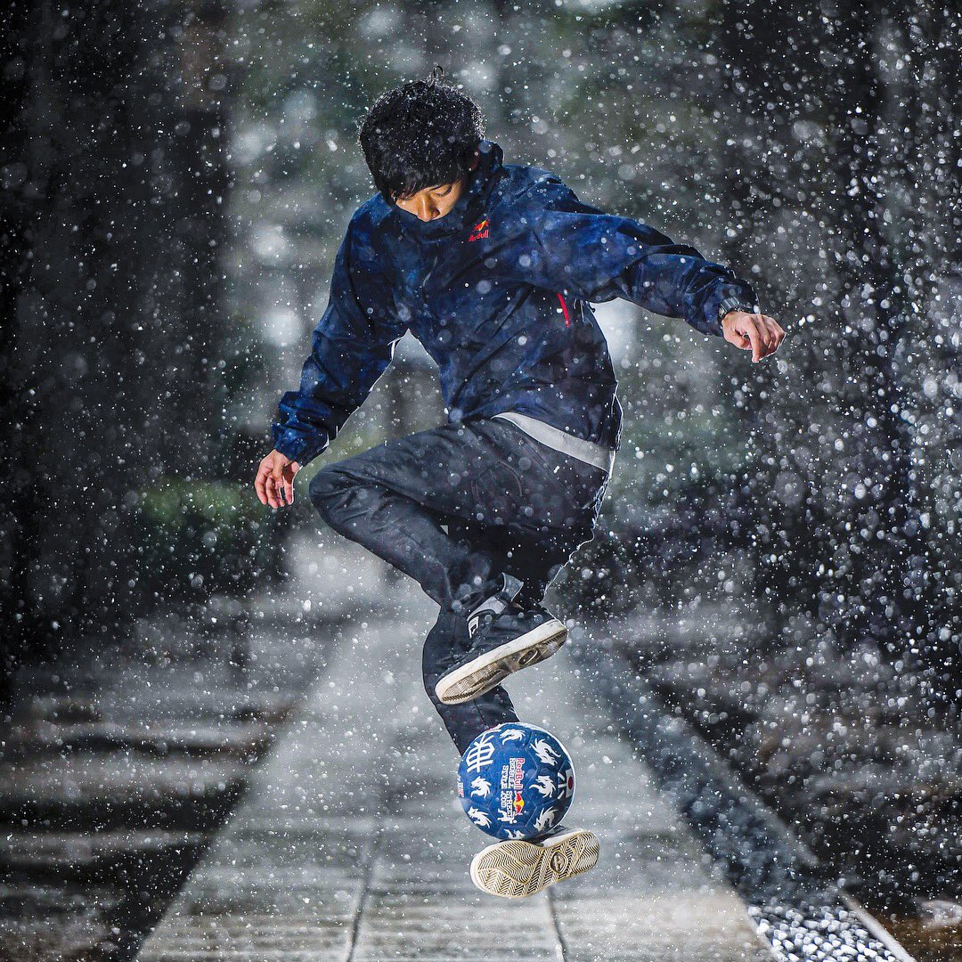 TokuraFreestyle's tweet photo. Winter is back❄️🔜🌸
#redbull #skullcandy #g_shock https://t.co/l5s4dGTeF7
