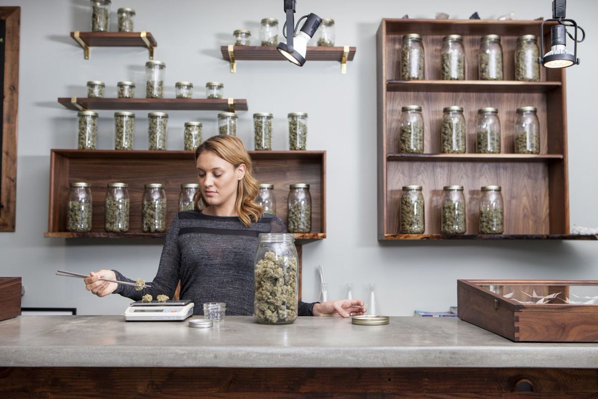 signalgraphics's tweet image. How Mainstream Is Marijuana? Cannabis Franchises Are Available in Colorado dlvr.it/QLztHY via @EntMagazine