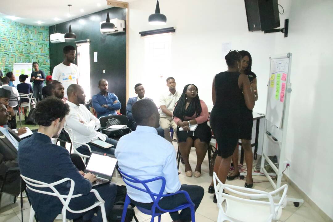 sopeolaosebikan's tweet photo. Challenges properly documented 
Solutions coming soon
#Helpthemtohelpyou
#WorldWaterDay 
#I4policy 
#policyhackathon
#policyhackathonabuja https://t.co/bmWKjbc7rG