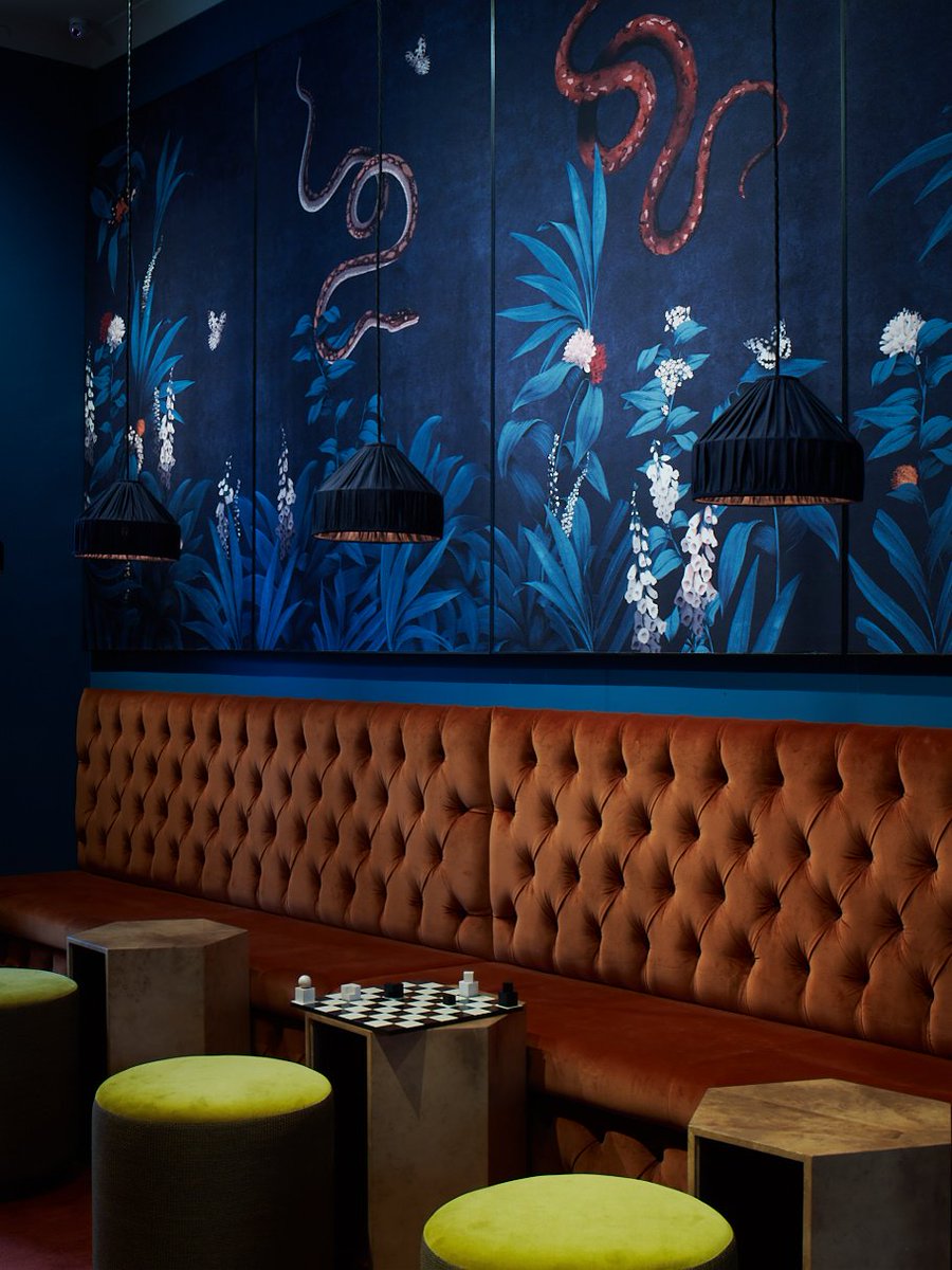 Weekend reading: Notting Hill-local and interior designer Fran Hickman on why bold is best: bit.ly/2u6iVBq