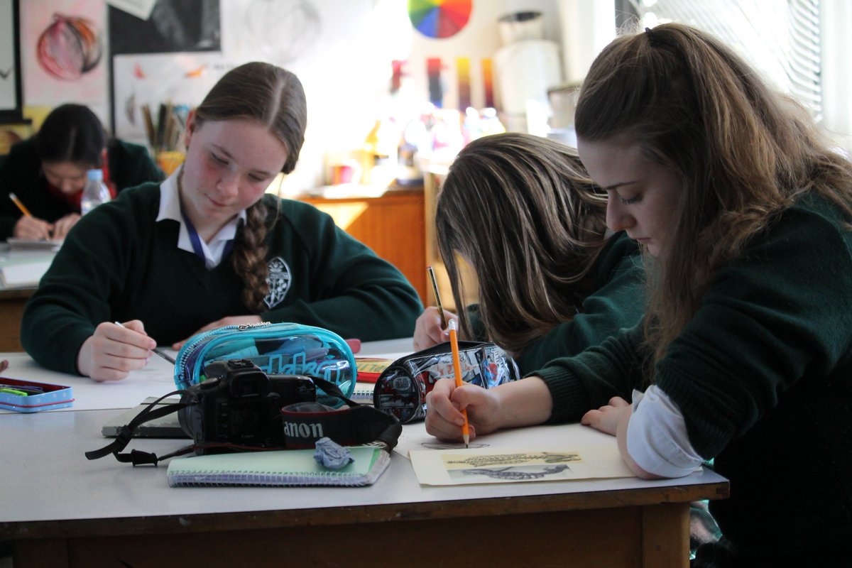 TruroHigh's tweet photo. It’s full steam ahead for our #artists this week as they prepare for the Grand Opening of the Combined Truro Schools #ArtExhibition next week @Cornwall_Museum #STEMintoSTEAM https://t.co/gKUHEuRs2O https://t.co/UYr7AJOBqJ