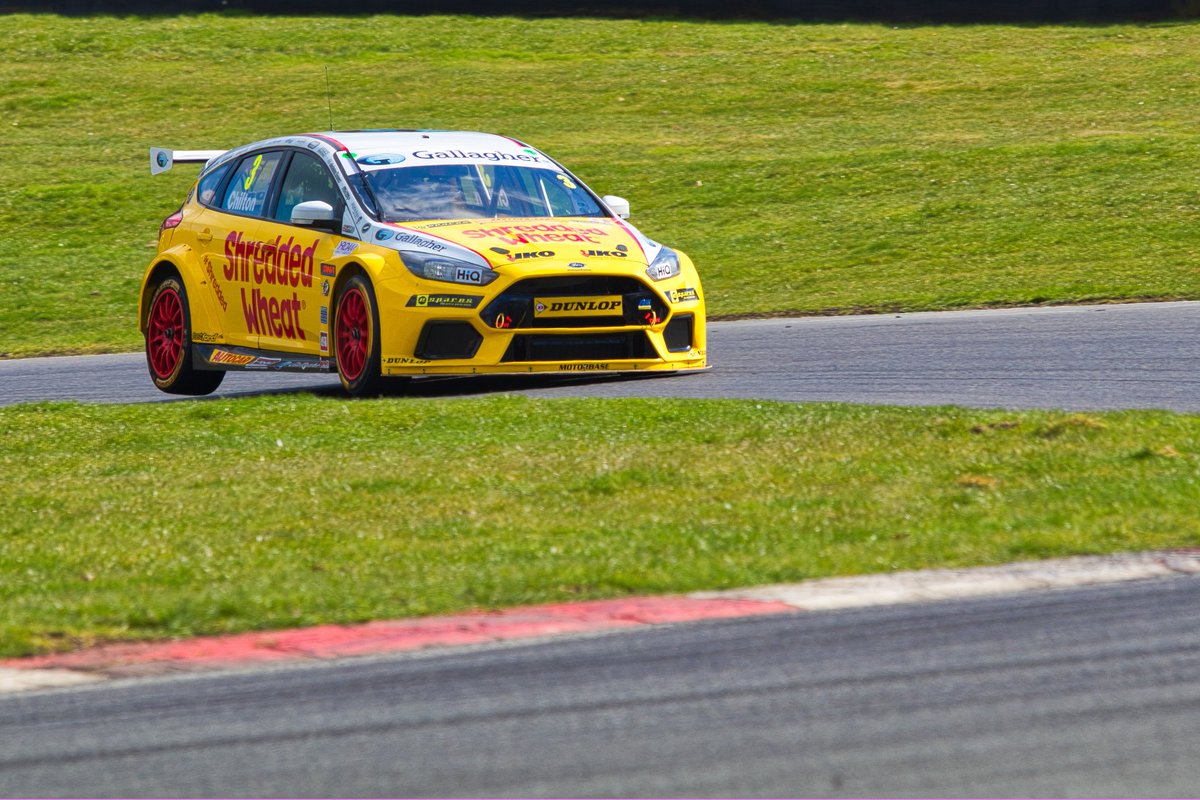stapleton2002's tweet image. Loved watching my new FAV @DunlopBTCC team @Motorbase in the test @Brands_Hatch yesterday, All the best for the season @samtordoff @TomChilton_ @racerjimmy