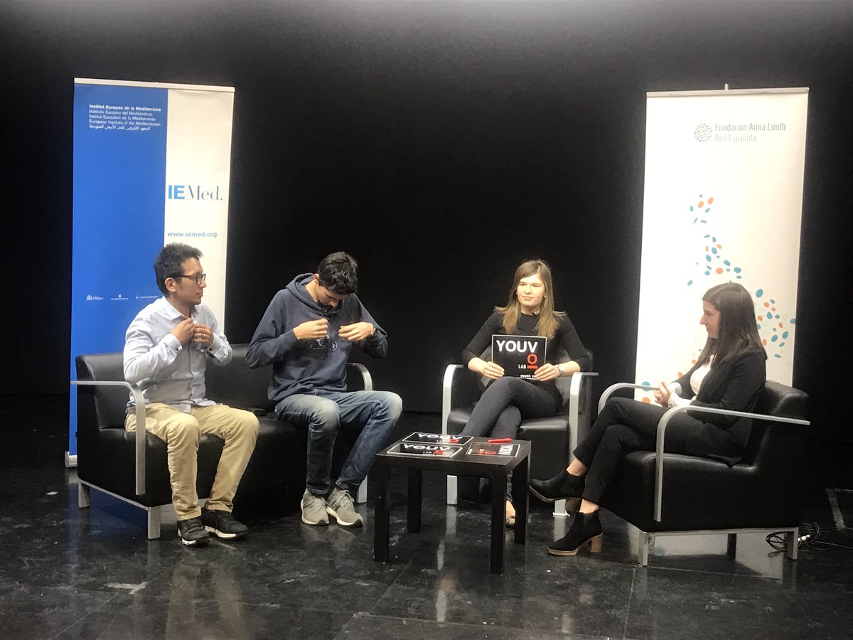 ObsBlanquerna's tweet photo. Last #YouvoLab #Debates #Round @IEMed_ @AzarquielSev @joaquimarmengol @Alba_Sabate @JOVESOLIDES @casadeltibet @GloriaBarrete @miriamdiez @UNIMISTICA https://t.co/Z6GJvhodwP