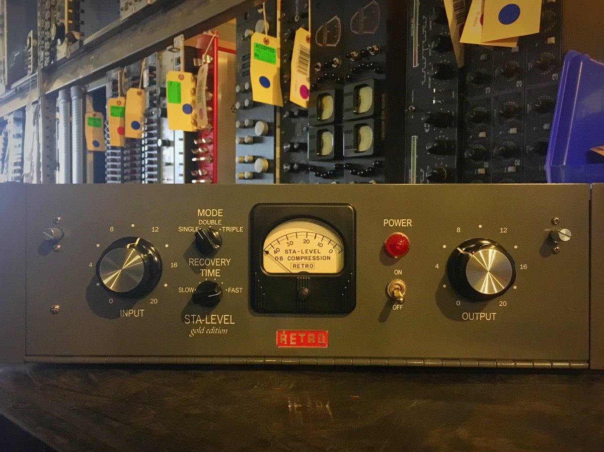 With my new proper job comes some proper gear. The retro sta-level...in its ooey-gooey “sta-controlled” glory.