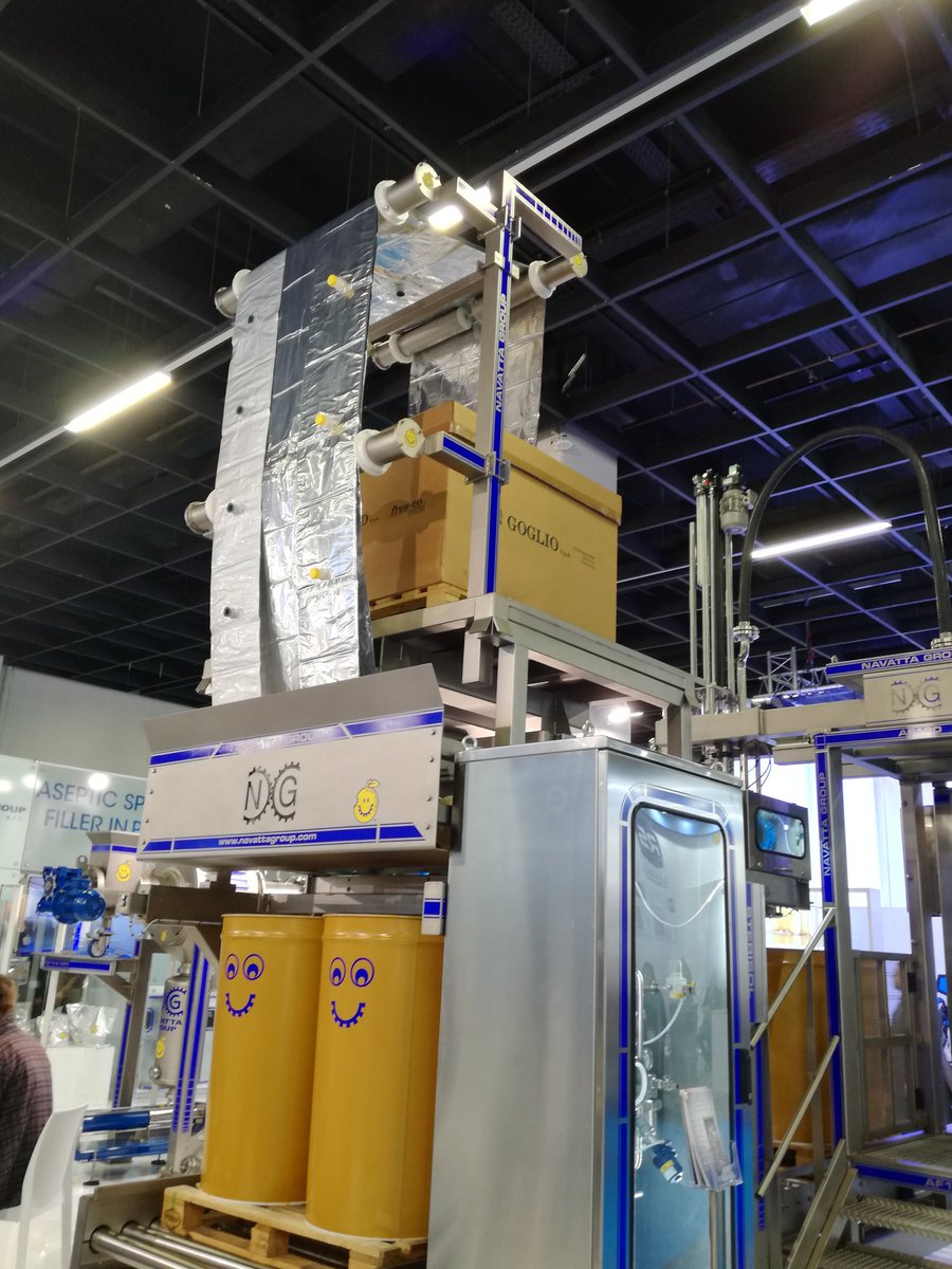 GoglioPack's tweet photo. Our aseptic bags @anugafoodtec  at our top clients's booths #gogliopackagingspecialist #asepticbag #frescoasepticsystem #anugafoodtech https://t.co/5Dlyd561uv