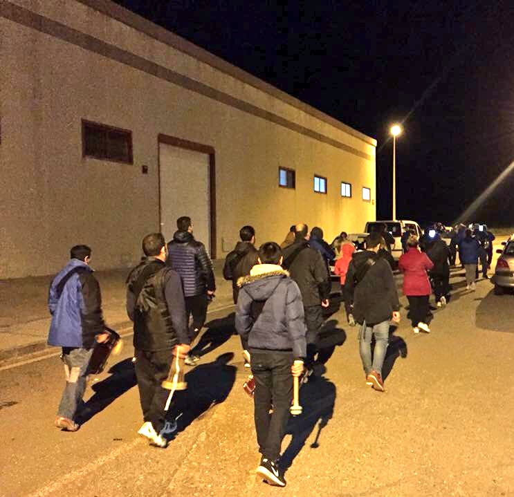 En la recta final para la gloria, ayer seguíamos preparando nuestra Semana Santa a pesar de las noches tan frías que estamos pasando. Hoy el último ensayo y con nuestra tradicional Torrijá. #VQS