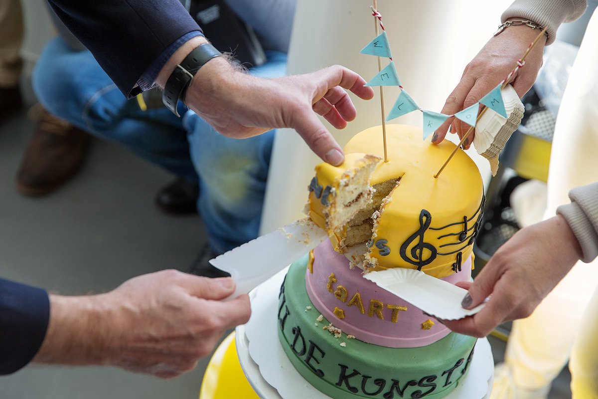 groningermuseum's tweet image. Wall House #2 (@Wall_House) in Groningen is vanaf het Paasweekend (ook op Paasmaandag) weer geopend. Je bent elke zaterdag en zondag van 12-17 uur van harte welkom. Het seizoen opent met werk van Mirjam Offringa en Mariëlle Gebben. Vind het programma hier: groningermuseum.nl/wallhouse