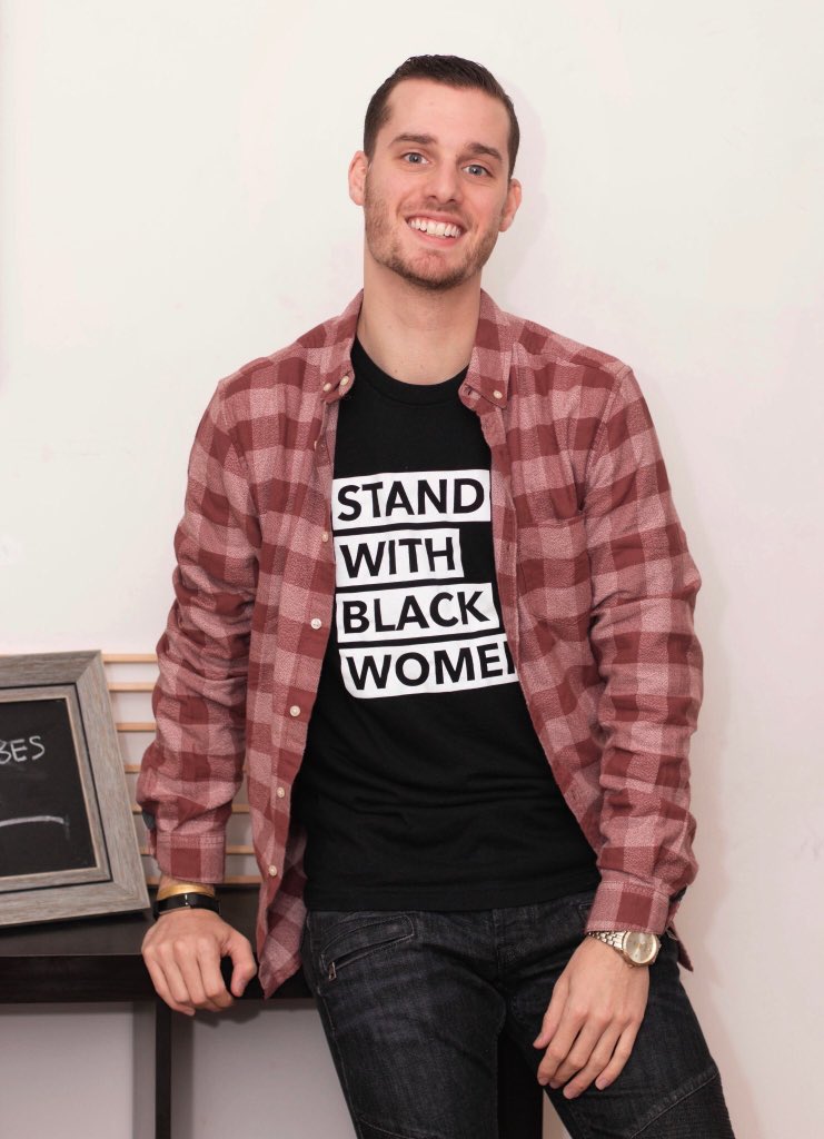 Crazy_Mofoo's tweet image. Happy birthday to one of my favorite people in the world. Thank you so much for your love and support in the black community and being the sweet and kind man that you are today. You deserve nothing but the best 💕 #BYBG @samwhiteout