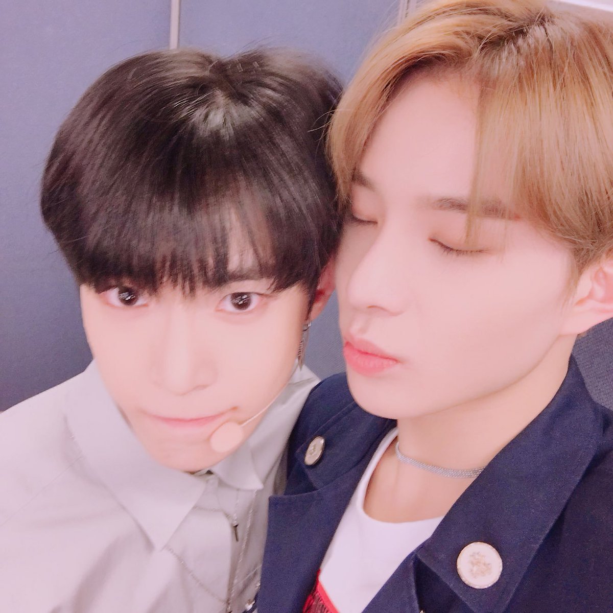 NCTsmtown's tweet photo. 여러분 오늘 엠카무대 어떠셨나요~?
여러분들봐서 기분이 너무 행복해요ㅎ
앞으로 자주봐요~^^ -제우스 https://t.co/b2Ucvby8EY