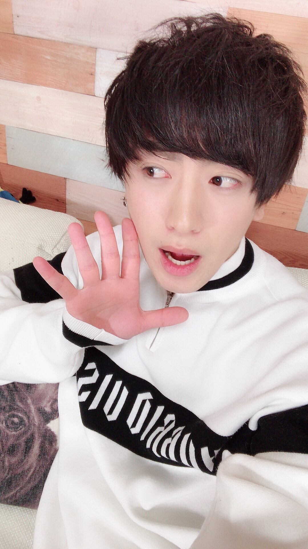 ヴァンビ ヴァンゆん En Twitter 黒髪清楚系男子 T Co 4mvumpduxb Twitter