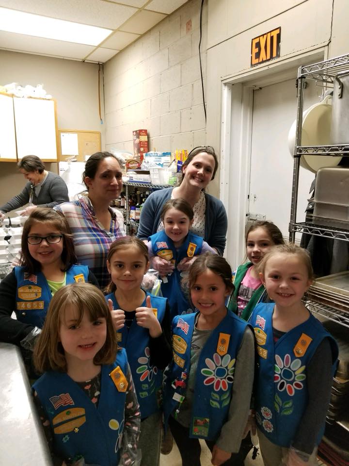 uwoftc's tweet image. Clinton Girl Scout Daisy Troop 64653 were in the house this week at WHEAT and the guests were thrilled to have these young helpers serving them. Thanks, Ladies! We can’t wait to see you again soon! #LIVEUNITED
