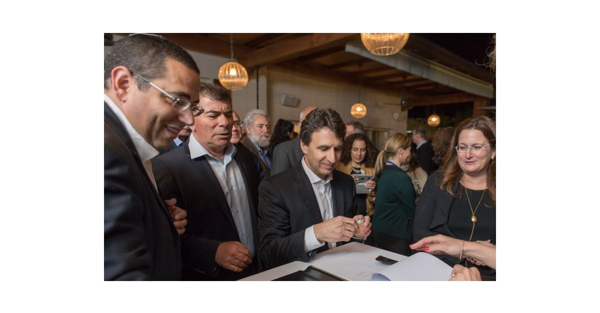 BW_Education's tweet photo. The Azrieli Foundation and the Darca Schools Announce a New Strategic Alliance https://t.co/Od87XusIOf https://t.co/Y07U98uMDC
