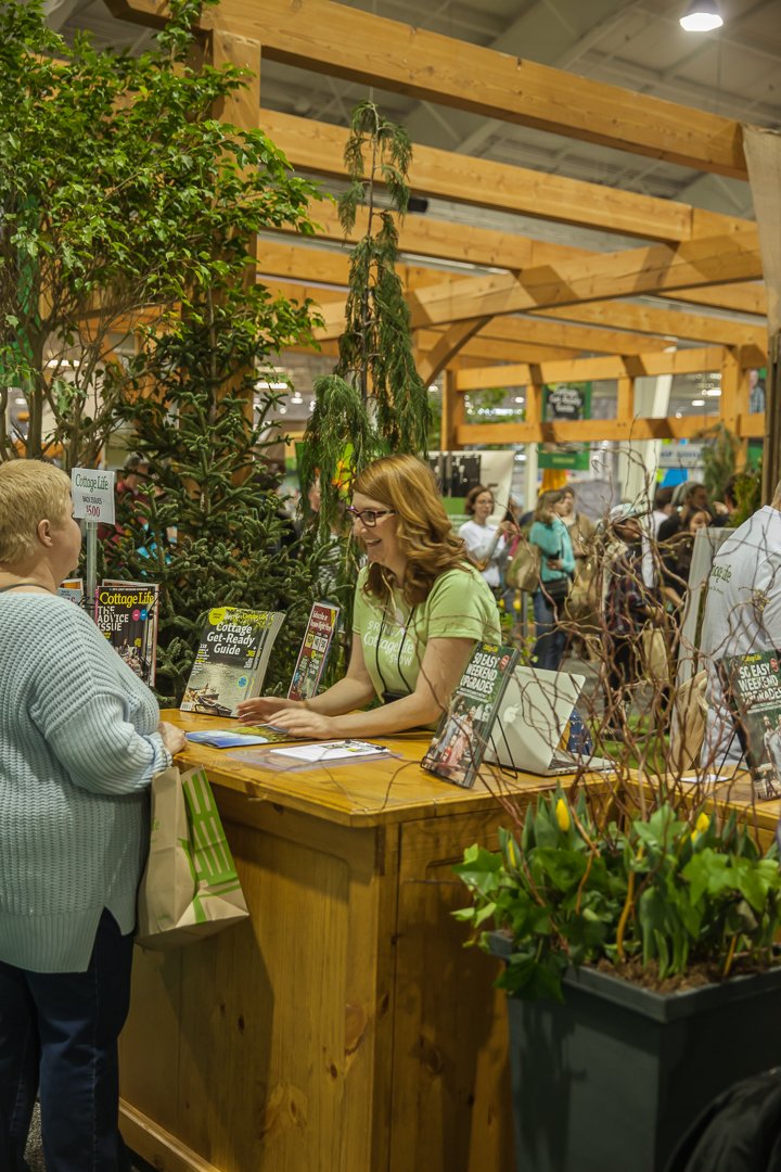 cottagelife's tweet image. Today is the day! Cottage season starts a day early this spring😎
For the first time, the Spring Cottage Life Show is four days long, starting today until Sunday at the International Centre in Mississauga. The show is packed full of cool stuff, come visit! bit.ly/1Bo7bBc