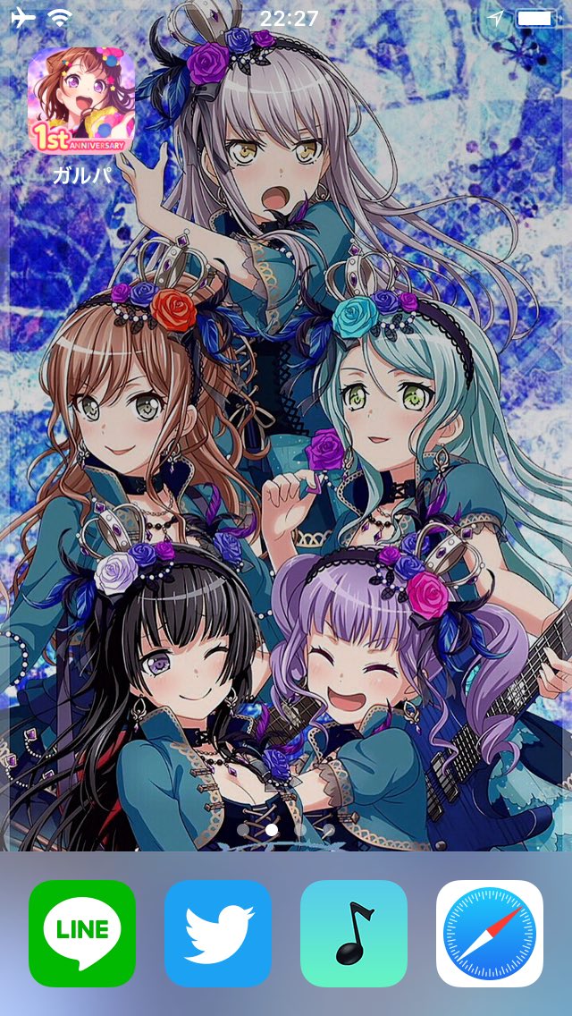 ひこにゃん Sur Twitter こんな壁紙でも引かないよって人rt Ipodの壁紙はroseliaだけにしてますw