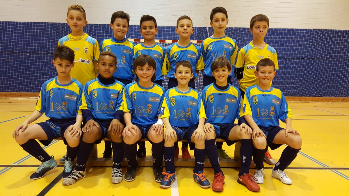 FutbolAstur's tweet photo. La Selección Benjamín ya está en Badajoz.
https://t.co/1Ov5Netwsb https://t.co/oXXf6ny22U