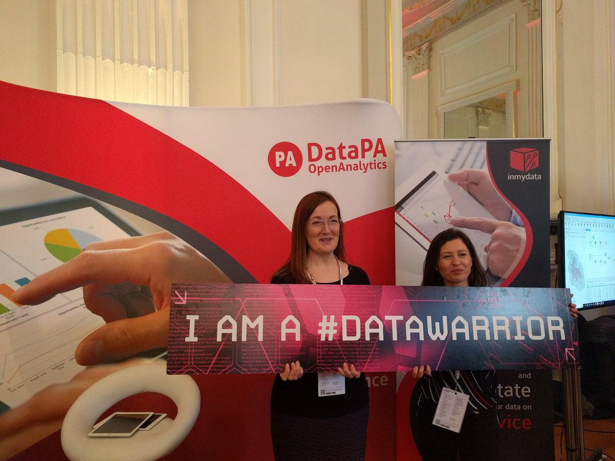 DataLabScotland's tweet image. #DataWarriors @girlgeekscot at #DataSummit18 #DataFest18
