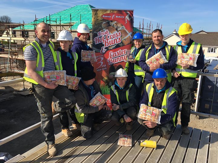 Thanks to the guys at 3FM Isle of Man &amp; Ramsey Bakery for our Hot Cross Buns this week! ift.tt/2uVkUbo