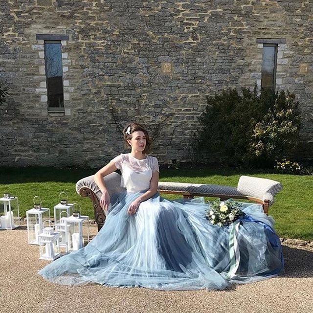 DaisySaysIDo's tweet photo. S N E A K  P E E K.
.
How beautiful is this! Our chaise and lanterns went to the  stunning @caswellhouse yesterday for a shoot with an awesome team of suppliers.
.
#photoshoot #styledshoot #weddinginspo #weddingprops #chaiselounge #prophire #weddinghire.… https://t.co/G4FXcg2ekL https://t.co/xXpNwtDUef