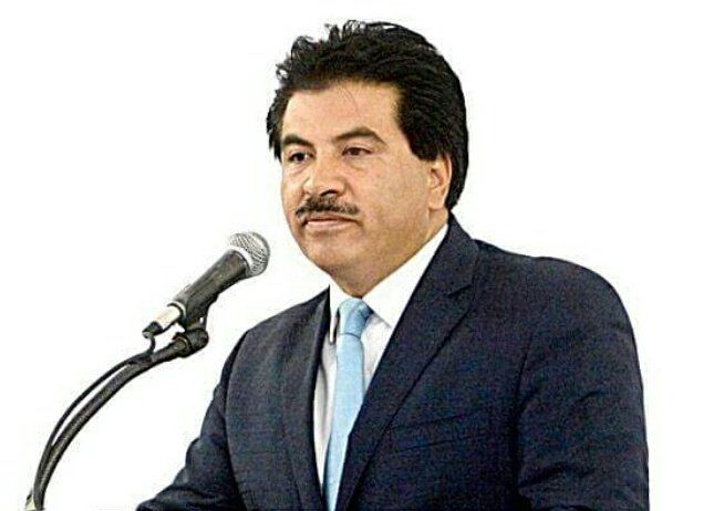 elmancesar's tweet photo. Dice el @DrRamonEnriquez q no tiene prisa en irse del @DurangoCap 
La preguntá sería 
Q tanto nos urge a la sociedad q ya se retiré después del "petardo" politico y administrativo q resultó ser al estar inundado d SOBERBIA Y EGOCENTRIA? https://t.co/6goGn2YAT7