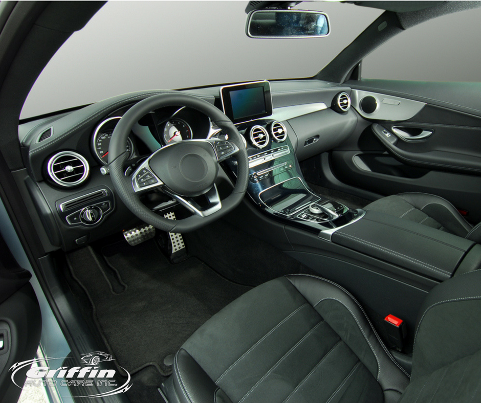GriffinAuto_Inc's tweet photo. Make your car look as nice on the inside as it does on the outside. We offer a wide variety of interior repairs. Schedule an appointment 561-659-0765. https://t.co/tUfVK37IZG