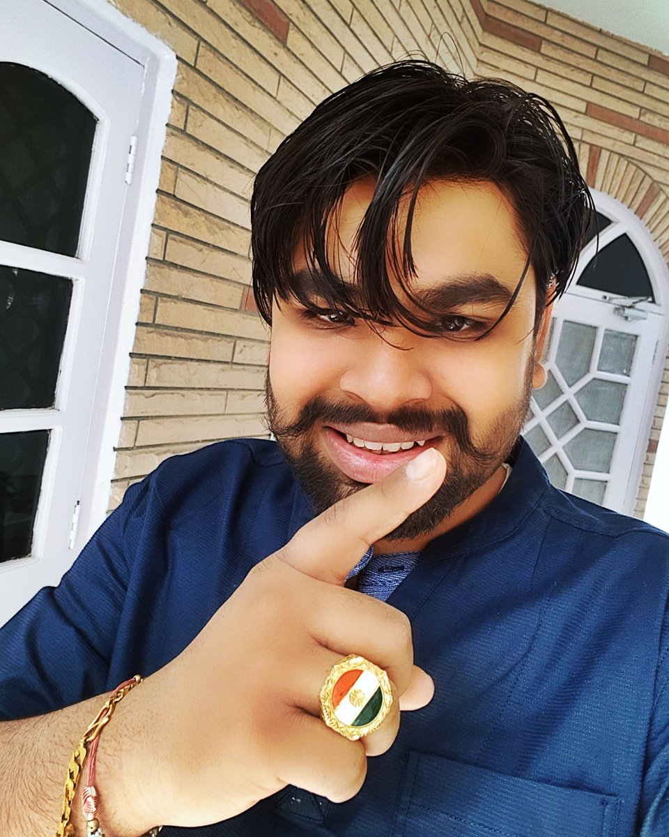 hifi_dhillon's tweet photo. ਖੌਫ਼😭 ਤੂੰ ਸਾਡਾ ਉਹਨਾਂ ਤੋ ਪੁੱਛ,😯
ਜਿਹੜੇ ਆਪਣੀAa 🙆ਸਹੇਲੀ ਨੂੰ ਕਹਿੰਦੇ ਆ ਕਿ.
ਇਹਨੂੰ Block ਕਰਦੇ
#JattRadio #Punjabi #HappinessDay #dhillon #jallandhar #ciraa #kakaofriends #likeforfolow #follo4folloback https://t.co/GoStDyrk5P