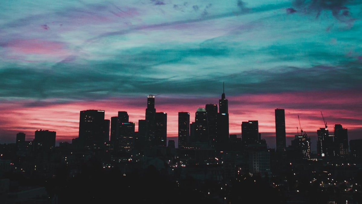 FastCoDesign's tweet image. L.A.’s new chief design officer: “Cities are squeezed . . . by tech companies” buff.ly/2G9i347