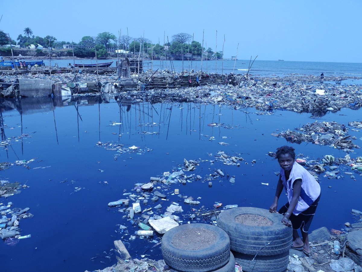 WHO's tweet photo. 💧#WorldWaterDay: By 2025, half of the world’s population will be living in water-stressed areas. https://t.co/Mc0eHtkrNG https://t.co/J55myk2gei