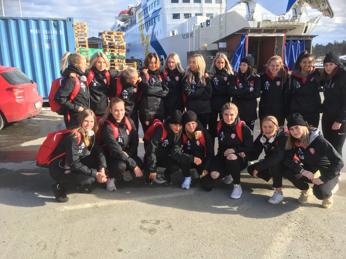 AndersMarkstrm's tweet photo. Mot Åland #rödvästarna #träningsläger https://t.co/y1ny0dPiQK