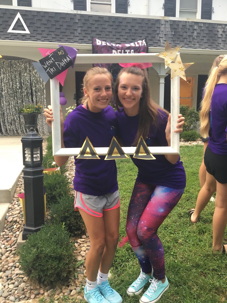 Hannahhdaug's tweet photo. #ThrowbackThursday to the day Bailey became stuck w me!!! Also a little BID DAY transformation for ya 🤗 #BUGWPC18 #deltasigma18 https://t.co/VoejX83hg0