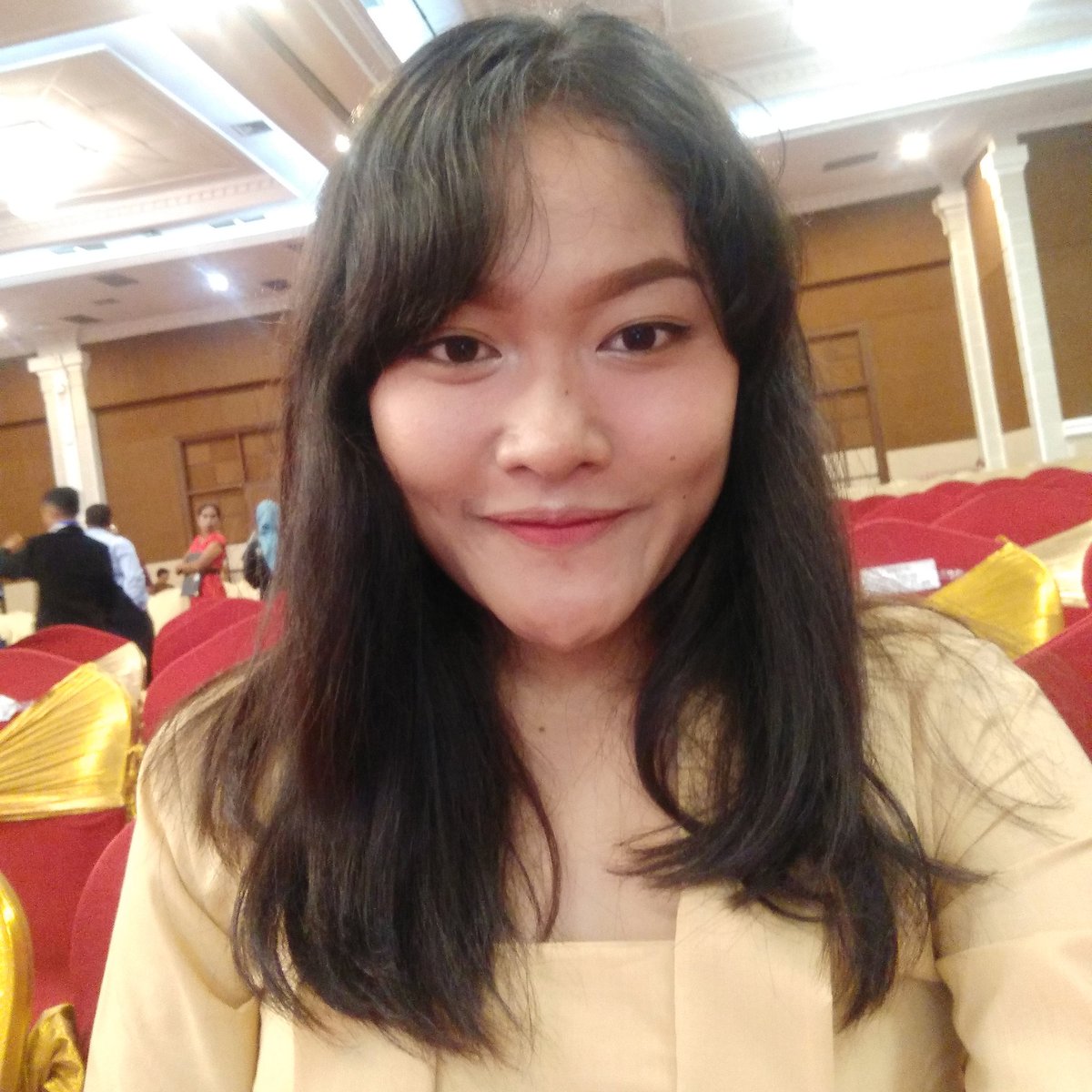 FitriaUsma's tweet photo. #FotoProfilBaru https://t.co/2tnStJWDPL