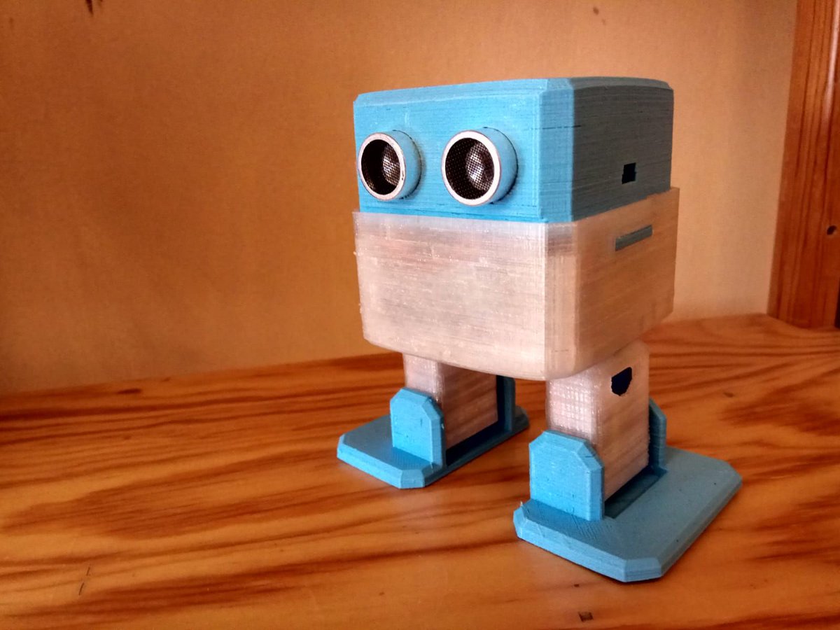Os presentamos a Conni, nuestro robotmascota impreso en 3D.
Si quieres imprimir tu pieza online con envío a casa incluido, visita nuestra página web: 
3d-connect.com
3D Connect: la impresión 3D más fácil que nunca.
#robot #Conni #impresion3d #3dconnect #impresion3donline