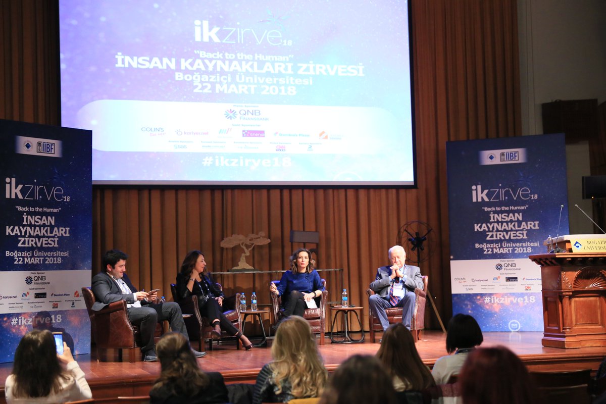 #İKZirve <a href="/DoganAsil/">Doğan Asil</a> moderatörlüğündeki 'Eğitimde İnovasyon' panelinde Boğaziçi Üniversitesi İİBF Dekanı Prof. Dr. <a href="/aysegultoker/">Aysegul Toker</a> , Sabancı Üniversitesi Sanat ve  Sosyal Bilimler Fakültesi Emeritus öğretim üyesi Prof. Dr. Üstün Ergüder ve Peryön Başkanı Berna Oztinaz'ı ağırlıyor!