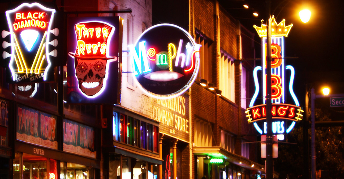 PendoManagement's tweet photo. Memphis, you might not be ready for us. But we’re ready for you. Bring on another great conference @GreatRiverMBA. #pendo #mortgage #appraisalmanagement #appraisal #GRC18 #GreatRiverMBAConference18 #memphis https://t.co/xSurU5TTb4