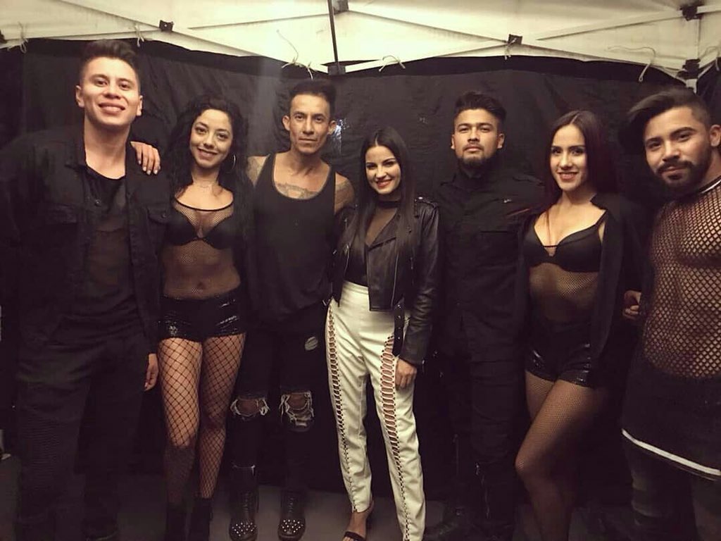 HDAbreuCoelho's tweet photo. Retweeted I❤️MaitePerroni (@Dani_perroni):
#📷: Maite Perroni (@MaiteOficial) en #SpringFest2018ByFresca con su concierto Padrísimo 👏🏽👏🏽💃🏻🎤❤️ #éxito #YaquieroenBrasil🇧🇷🙏🏽 https://t.co/lwKc6We8q3